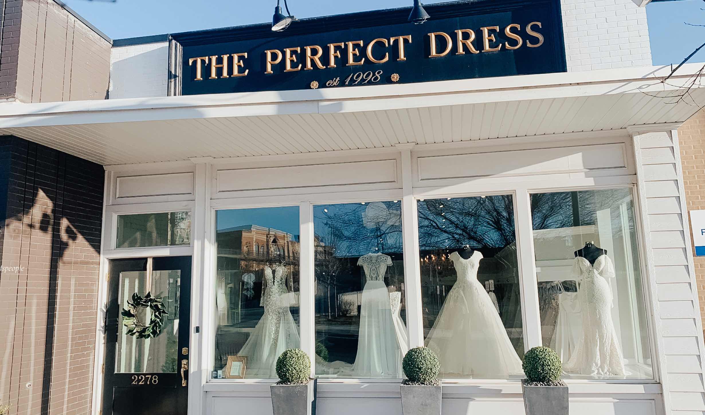 https://www.theperfectdress.com/Themes/ThePerfectDress/Content/img/home/our-story.jpg